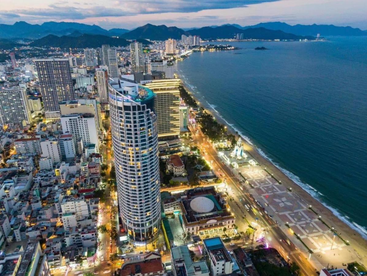 Luxury Seaview Panorama Nha Trang By Luna Екстериор снимка