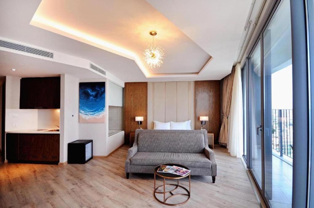 Luxury Seaview Panorama Nha Trang By Luna Екстериор снимка
