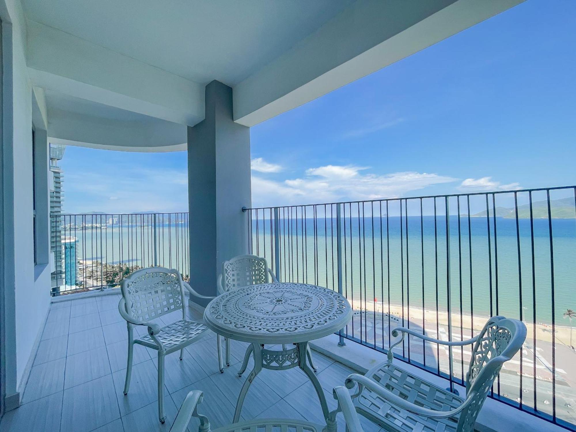 Luxury Seaview Panorama Nha Trang By Luna Екстериор снимка